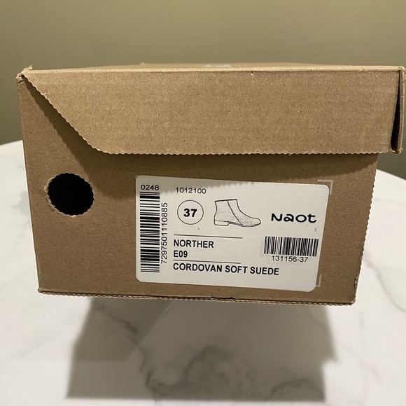 Naot Norther Ankle Boots Brown Cordovan Soft Suede | size : EU 37 - Picture 7 of 8